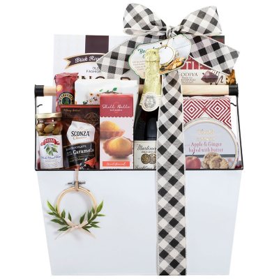 The Bon Appetit Gourmet Gift Basket by Wine Country Gift Baskets Gift for  Families College Students Appreciation Thank You Congratulations Get Well