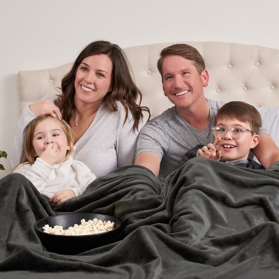 Oversized Cozy Night Cloud Throw Blanket, 110 Oversized Cozy Night Cloud Throw Blanket, 110