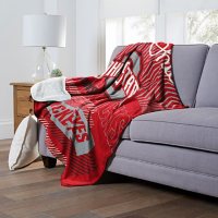 Officially Licensed NCAA Cloud Throw Blanket with Sherpa Back, 60" x 70"(Assorted Teams)