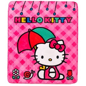 Hello Kitty "Rainy Day Kitty" 50" x 60" Cloud / Faux Fur Throw