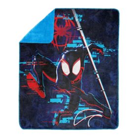 Marvel Spider-Man Cloud Faux Fur Throw, 50" x 60", Assorted Characters
