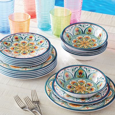 Assorted Colors Member's Mark 18-Piece Melamine Dinnerware Set