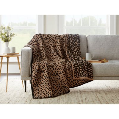 Member's Mark Animal Print Cozy Knit Throw (Assorted Colors) Sam's Club