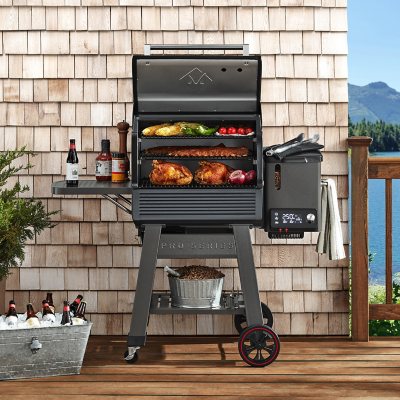 Outdoor Grilling & Cooking