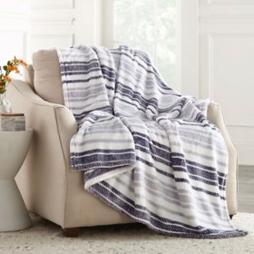 Member's Mark Lounge Throw, 60" x 70" (Assorted Colors)
