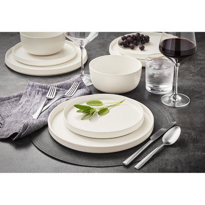 Member's Mark 24 Piece Modern Stoneware Dinnerware Set (Assorted