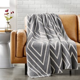 Member's Mark Boucle Knit Throw, 60" x 70" (Assorted Colors)		