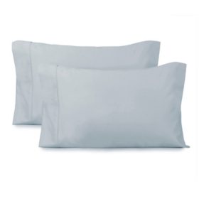 Member's Mark 450-Thread-Count Solid Pillowcases, Set of 2 (Assorted Colors and Sizes)