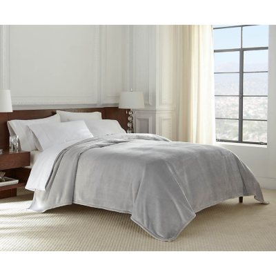 Member's Mark Hotel Premier Blanket (Assorted Colors and Sizes) - Sam's Club