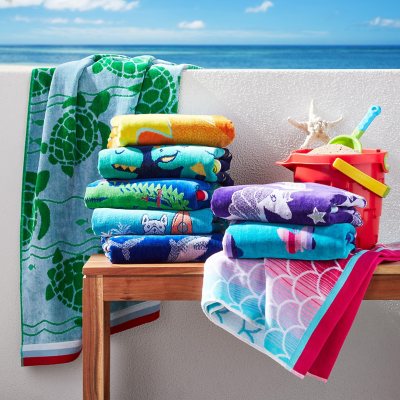 Colorful beach clearance towels