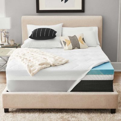 Mattress Toppers: How to Store A Memory Foam Topper 