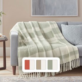 Member's Mark Boucle Plaid Throw, 60" x 70" (Assorted Colors)