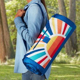 Member's Mark Oversized 8' x 8' Outdoor Blanket (Assorted Colors)