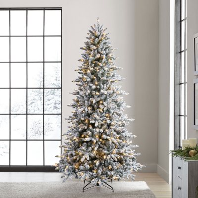Medium Artificial Frosted Christmas Tree – Oak Nashville