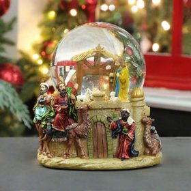 Member's Mark 8.75" Decorative Holiday Snow Globe