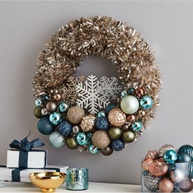 Member's Mark 24" Shatterproof Ornament Tinsel Wreath - Blue