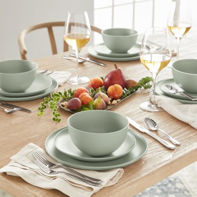 Porcelain Dinnerware Sets + Dining Sets