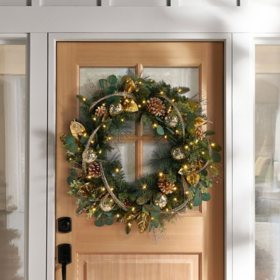 Member’s Mark 32" Pre-Lit Decorative Wreath with Gold Accents