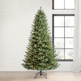 Member's Mark 9' Linden Fir Pre-Lit Christmas Tree