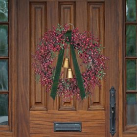 Member’s Mark 28" Pre-Lit Wreath, Iced Red Berry