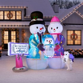 Member‘s Mark 8' Pre-Lit Inflatable Snowman Family