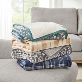 Member's Mark Plush Throw, 60"x70", Assorted Designs