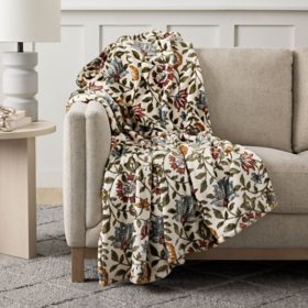 Member's Mark Lounge Throw, 60"x70", Seasonal Designs