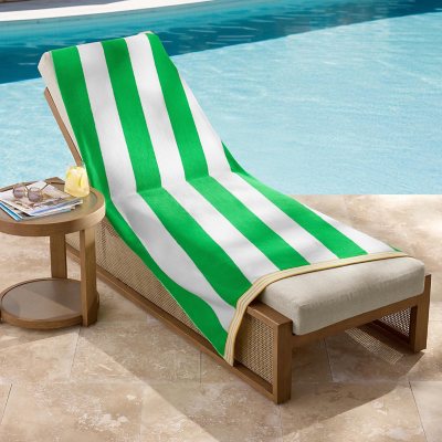 Member's Mark Oversized Sand Friendly Beach Towel, 40' x 72' (Assorted Designs):- Hamilton Stripe Green