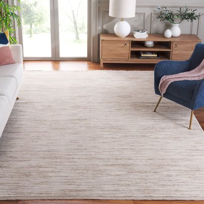 Everly 8' x 10' Area Rug, 