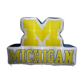 Logo Brands Michigan Wolverines Pre-Lit 7’x10’ Team Inflatable