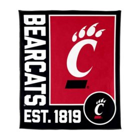 Logo Brands Cincinnati Bearcats 60"x70" Super Plush Blanket