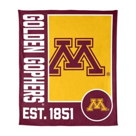 Logo Brands Minnesota Golden Gophers 60"x70" Super Plush Blanket