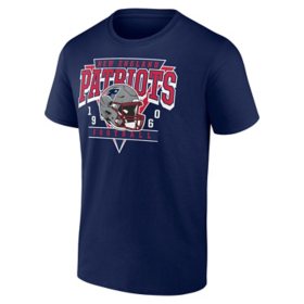 New England Patriots Adult Crewneck T-Shirt