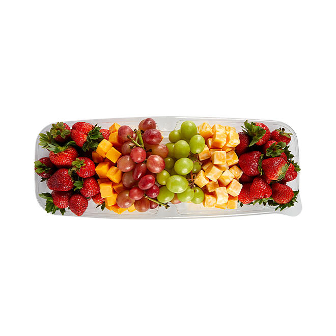 Member's Mark Fruit and Cheese Party Tray, priced per pound