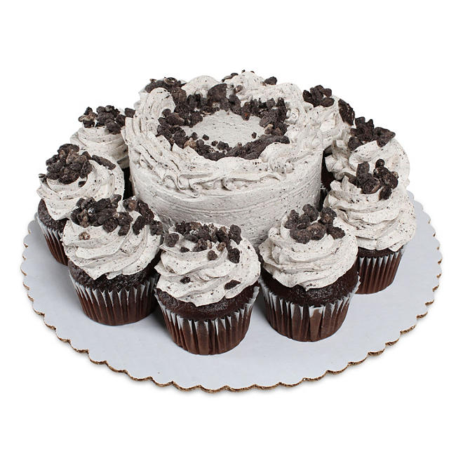 Member's Mark Cookies 'N Crème 5" Chocolate Cake With 10 Chocolate Cupcakes