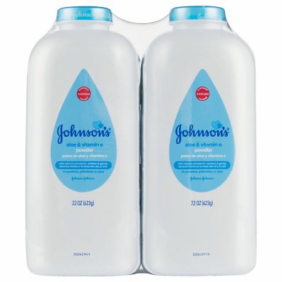 Johnson's® Cornstarch Baby Powder with Aloe & Vitamin E