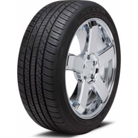 Nexen CP671 - P215/55R17 93V Tire