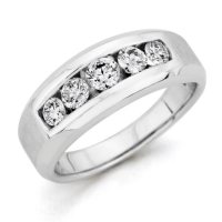 0.96 CT. T.W. Men's 5-Stone Diamond Ring in 14K White Gold (H-I, I1)