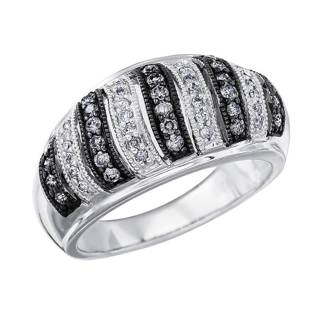 0.50 ct. t.w. Stripe-Patterned Diamond Ring