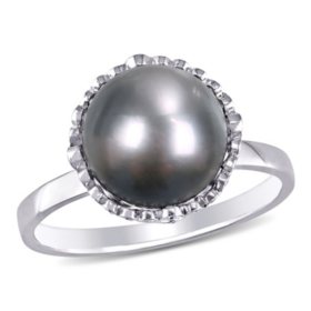 Black Round Tahitian Pearl and 0.22 CT. Diamond Halo Vintage Ring in 14K Gold