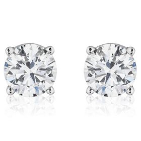 Superior Quality VS Collection 3 CT. T.W. Round Diamond Studs in 18K Gold (I, VS2)