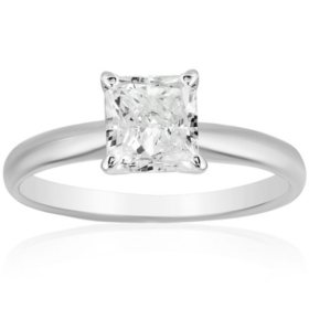 Superior Quality VS Collection 1.5 CT. T.W. Princess Shaped Diamond Solitaire Ring in 18K Gold (I, VS2)
