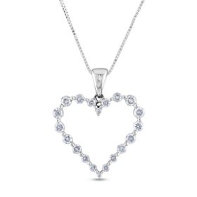 0.23 CT. T.W. Diamond Heart Pendant in 14K Gold