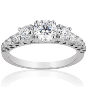 Superior Quality VS Collection 1.50 CT. T.W. Diamond Graduating Ring in 18K White Gold (I, VS2)