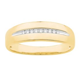 0.06 CT. T.W. Men's Diamond Ring Band in 14K Yellow Gold