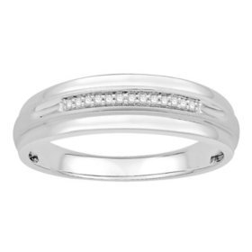 0.05 CT. T.W. Round Cut Single Row Mens Diamond Band in 14K Gold