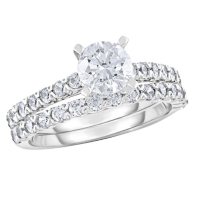 1.87 CT. T.W. Diamond Bridal Engagement Ring Set in 14K Gold