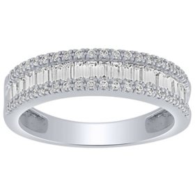 0.46 CT. T.W. Baguette and Round Diamond Band in 14K Gold
