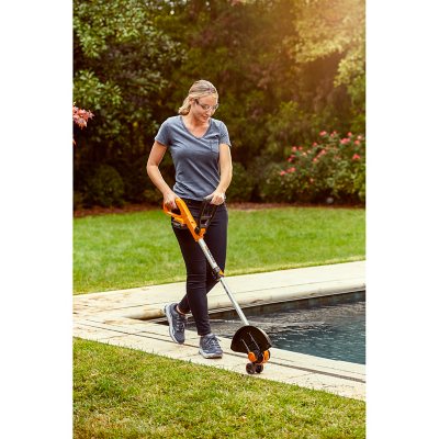 WORX 20V Cordless String Trimmer and Air Blower Combo Kit (2 x 2.0