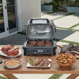 Ninja Woodfire® Pro 4-in-1 XL Outdoor Grill & Smoker with Built-in Thermometer